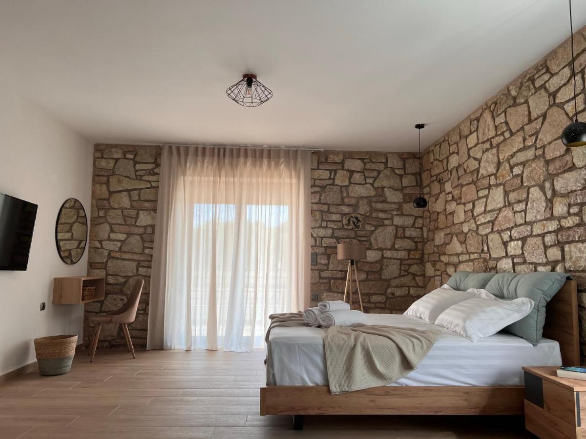 Michelangelo Suites And Apartments Valanidorachi Dış mekan fotoğraf