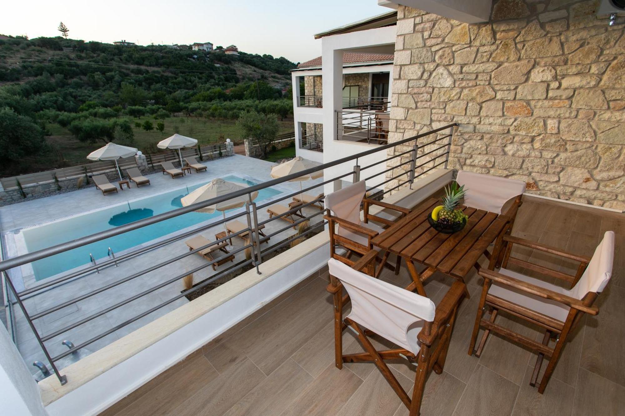 Michelangelo Suites And Apartments Valanidorachi Dış mekan fotoğraf