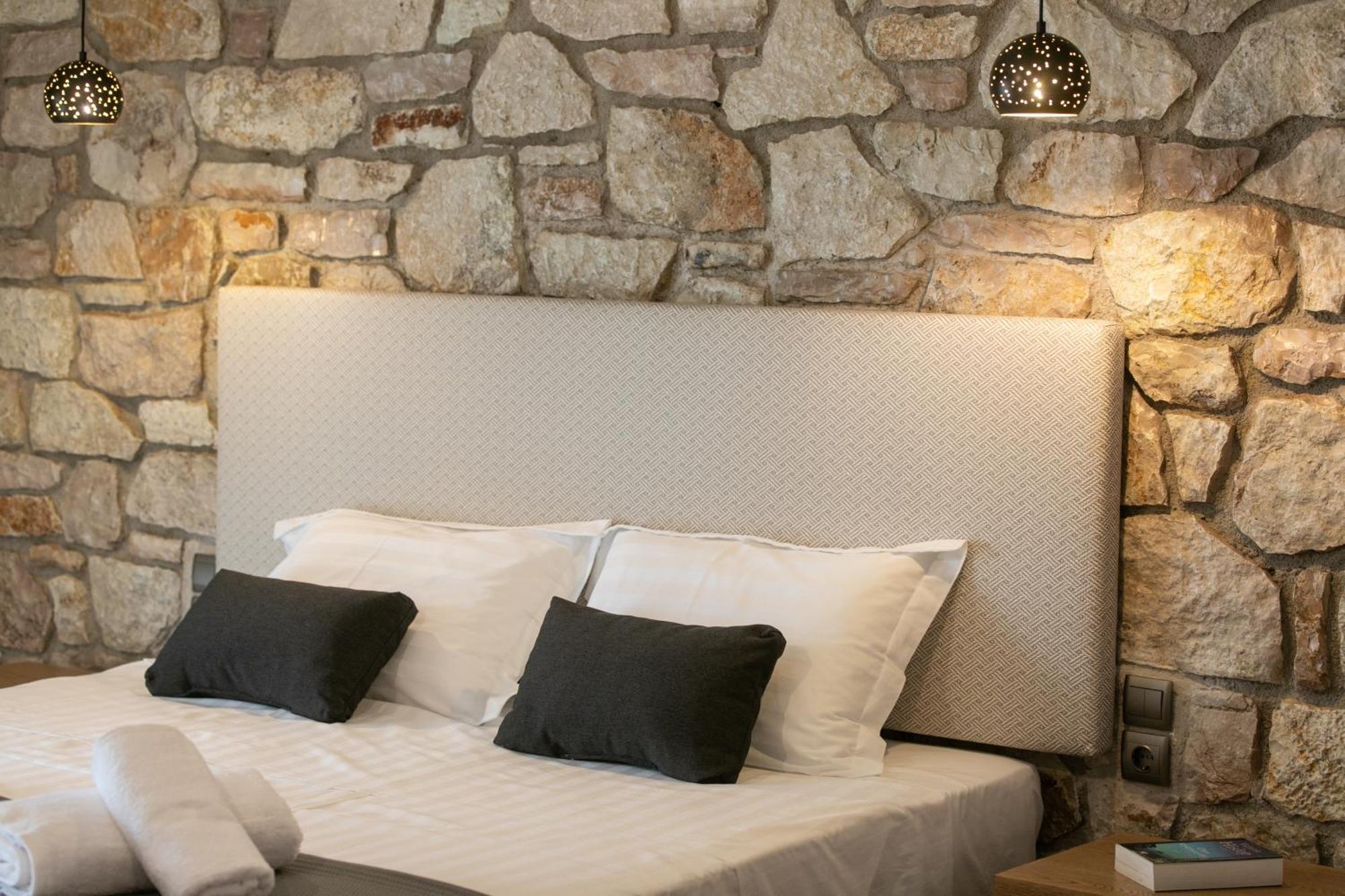 Michelangelo Suites And Apartments Valanidorachi Dış mekan fotoğraf
